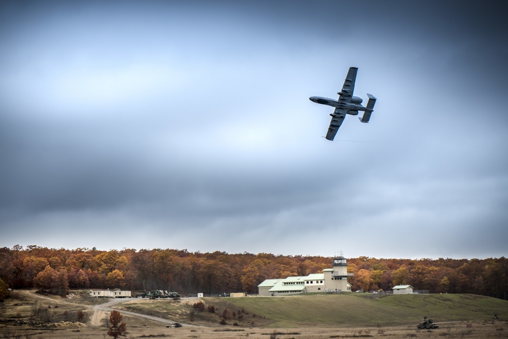 Latvian Joint Terminal Attack Controllers train in Northern Michigan