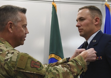 Washington Air Guard member honored for heroic response to Tumwater attack