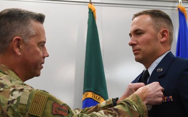 Washington Air Guard member honored for heroic response to Tumwater attack