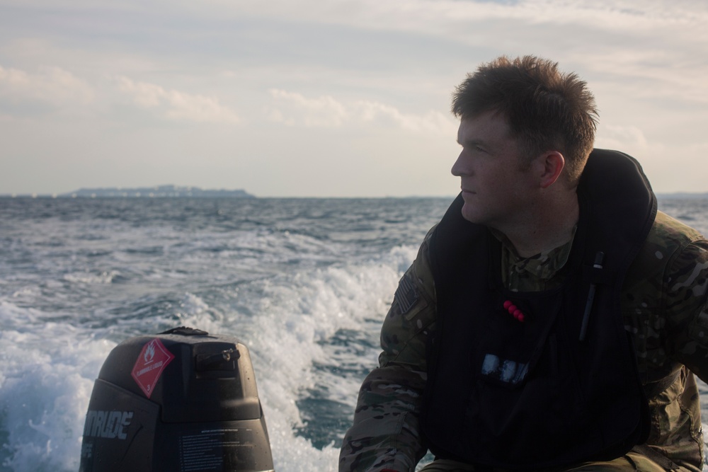 VMM-262 Hoist Training