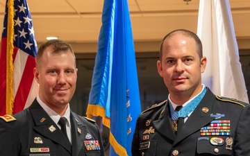 Medal of Honor Recipient Master Sgt. Matthew Williams visits Oklahoma US Army Recruiting Battalion