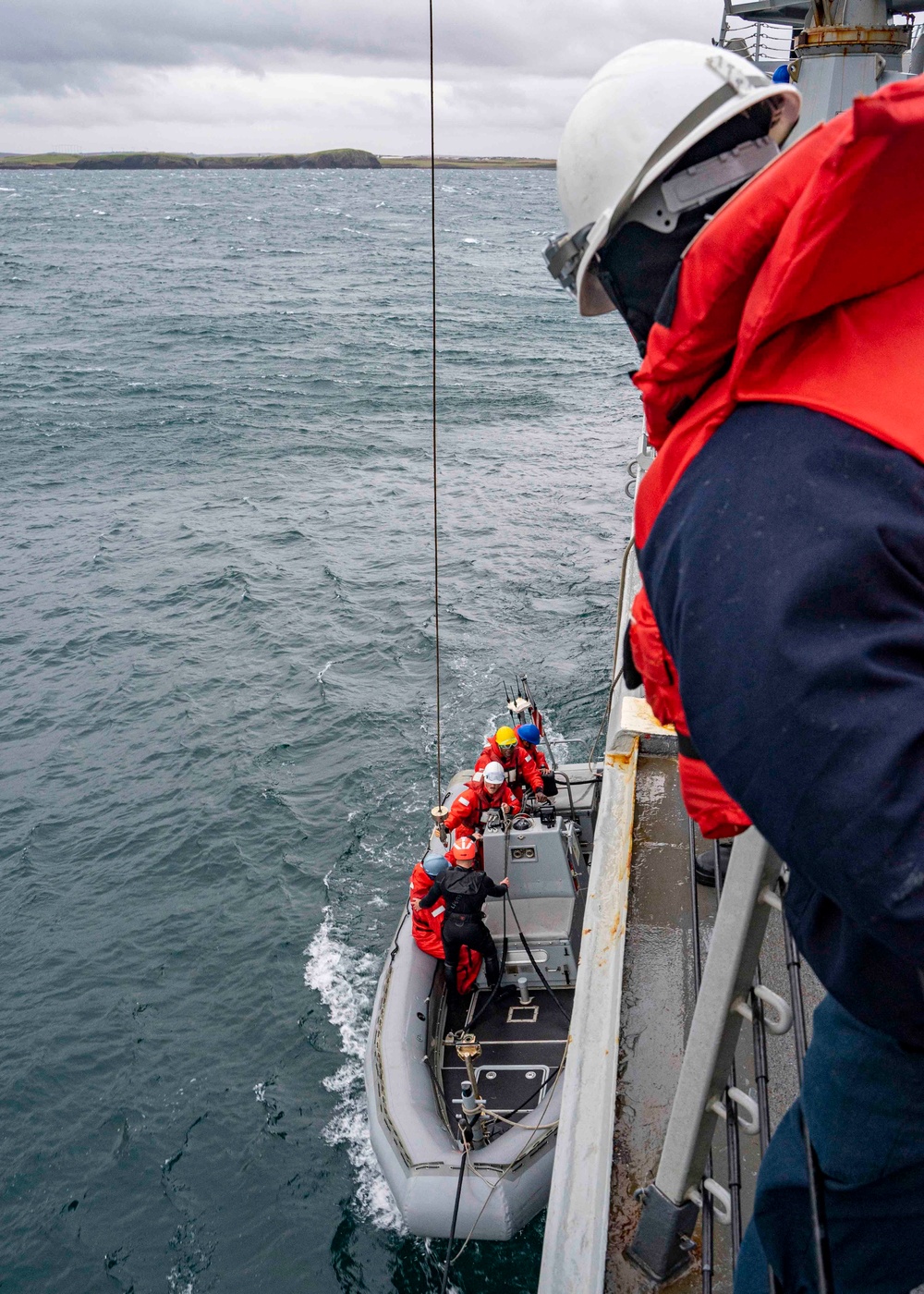 USS Gridley Conducts a Passenger Transfer