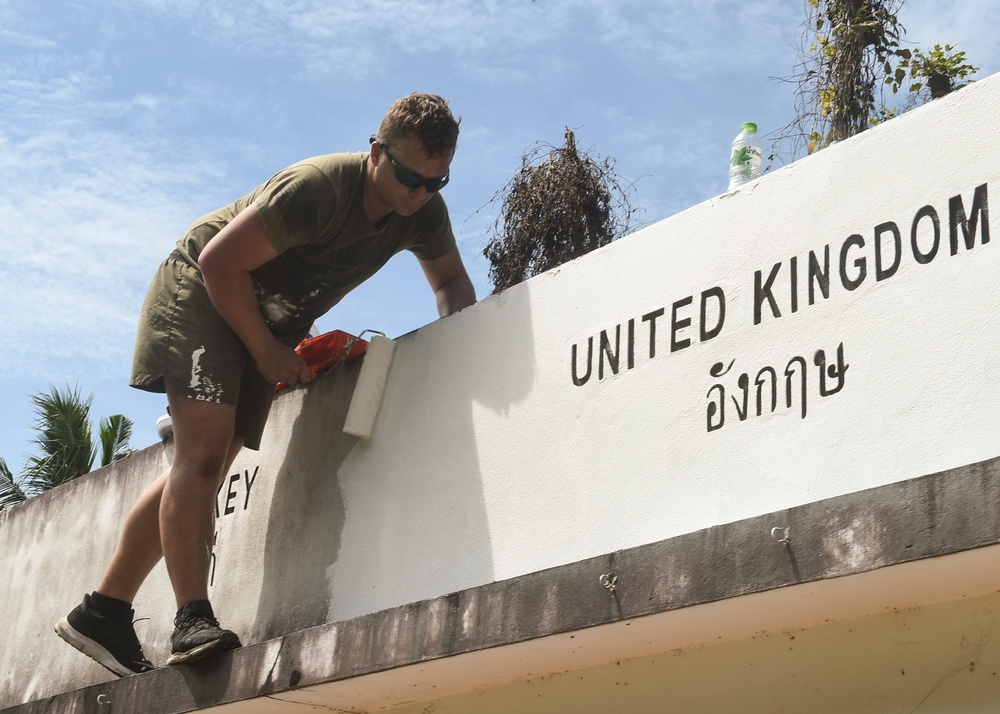 USS Germantown (LSD 42) participates in a community project