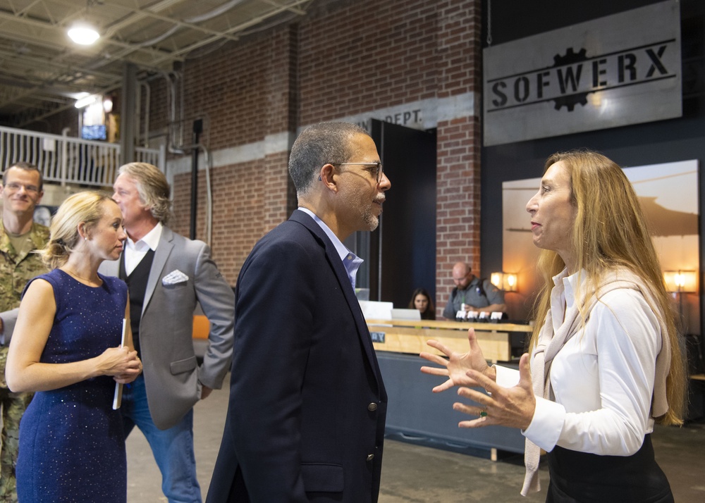 Rep. Anthony Brown visits USSOCOM