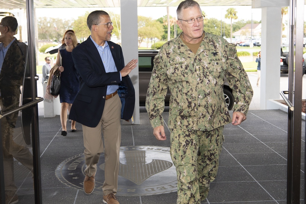 Rep. Anthony Brown visits USSOCOM