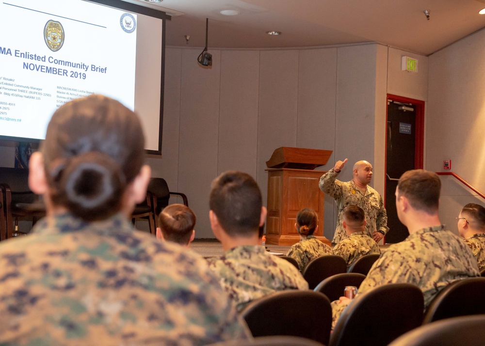 MA ECM Speaks to Sailors at NMCSD’s SWMI