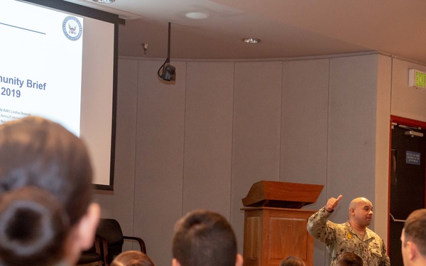 MA ECM Speaks to Sailors at NMCSD’s SWMI