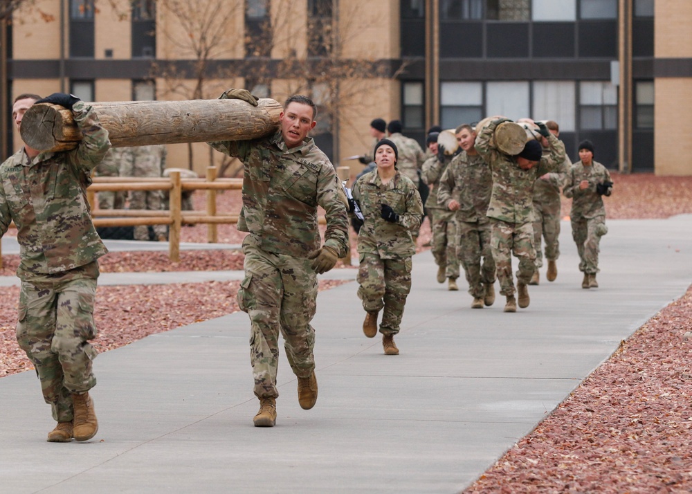 SMA trains with 4ID Soldiers
