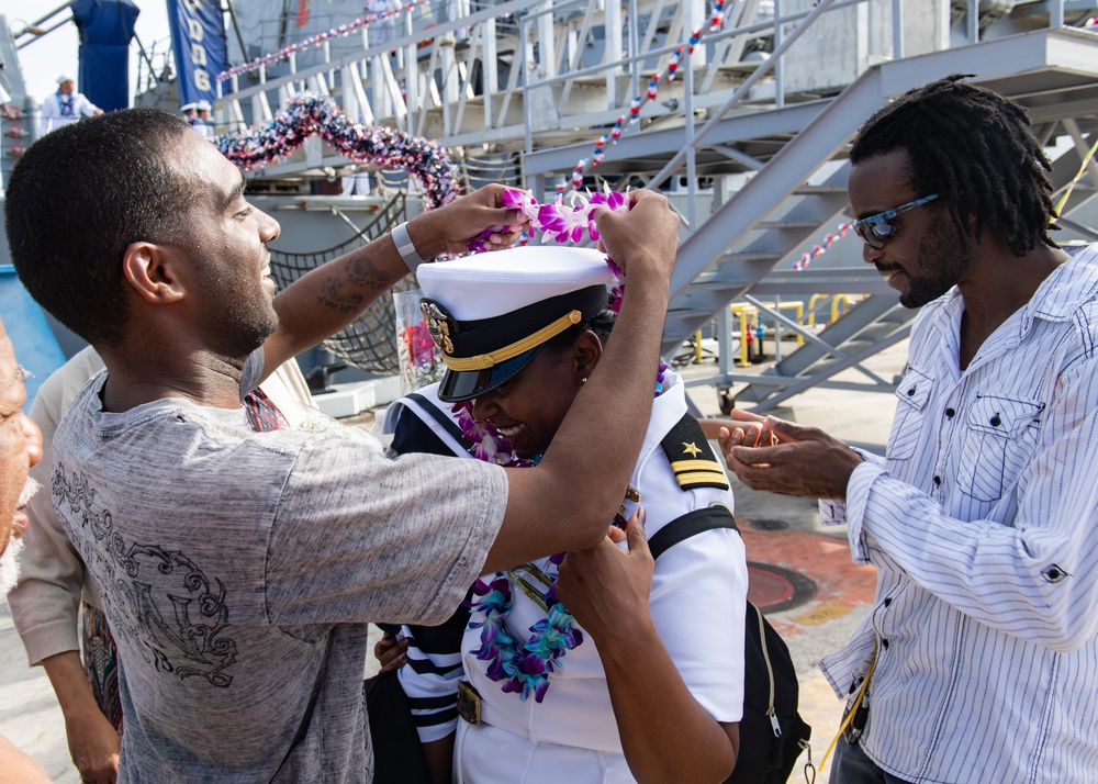 USS William P. Lawrence (DDG 110) Returns Home to Pearl Harbor