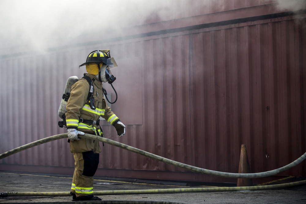 ARFF Marines conduct joint training with Camp Pendleton Fire Department