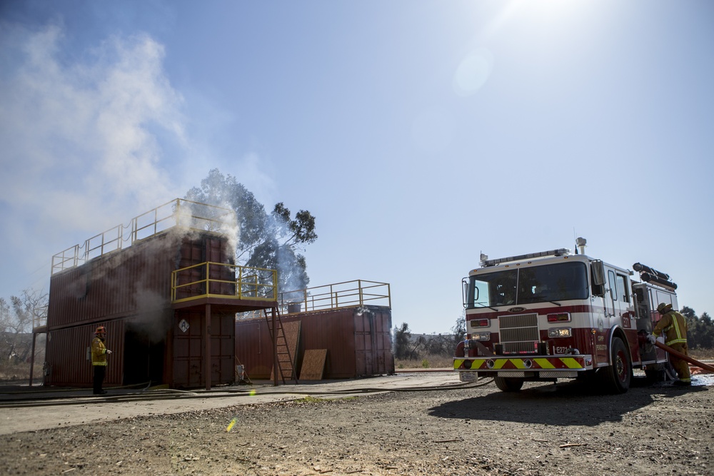 ARFF Marines conduct joint training with Camp Pendleton Fire Department