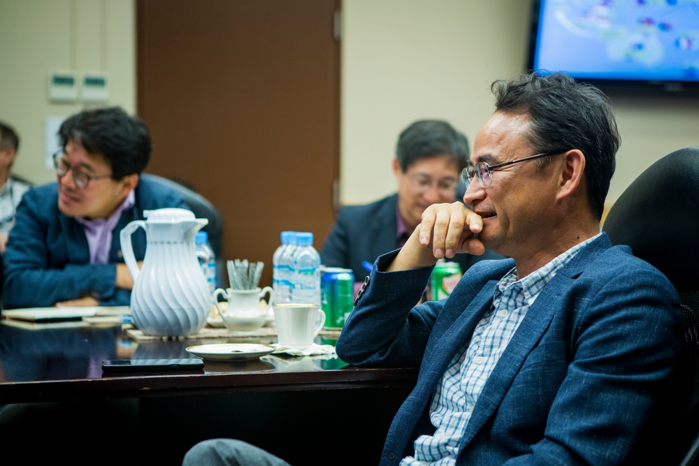 MCAS Futenma holds base visit for Republic of Korea journalists