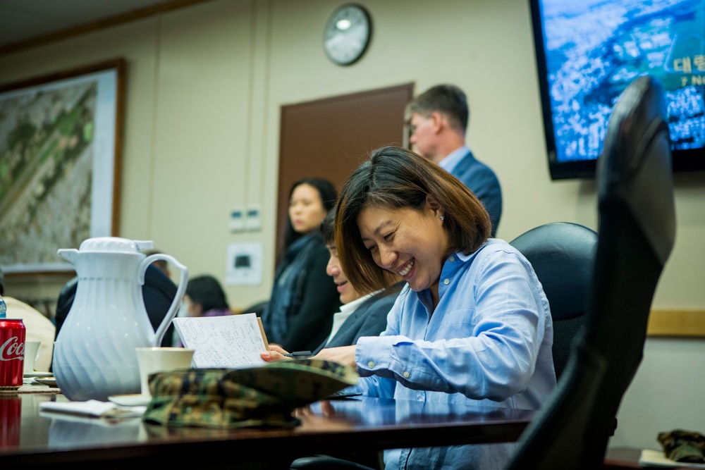 MCAS Futenma holds base visit for Republic of Korea journalists