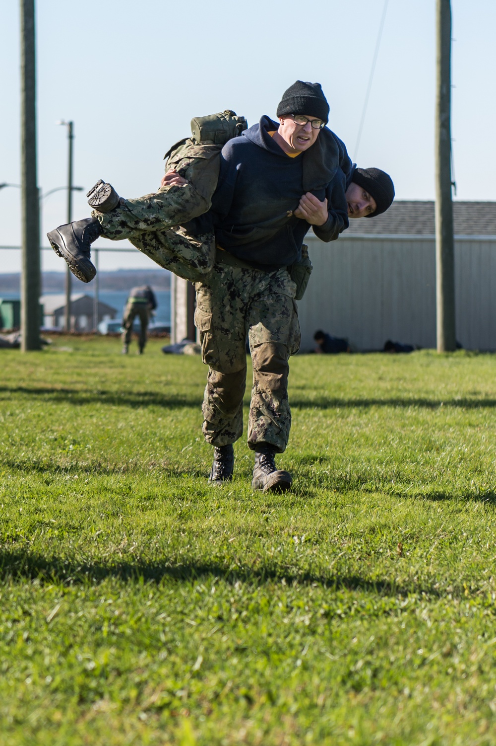 191106-N-TE695-0007 NEWPORT, R.I. (Nov. 6 2019) -- Navy Officer Candidate School conducts battle station drills at the obstacle course