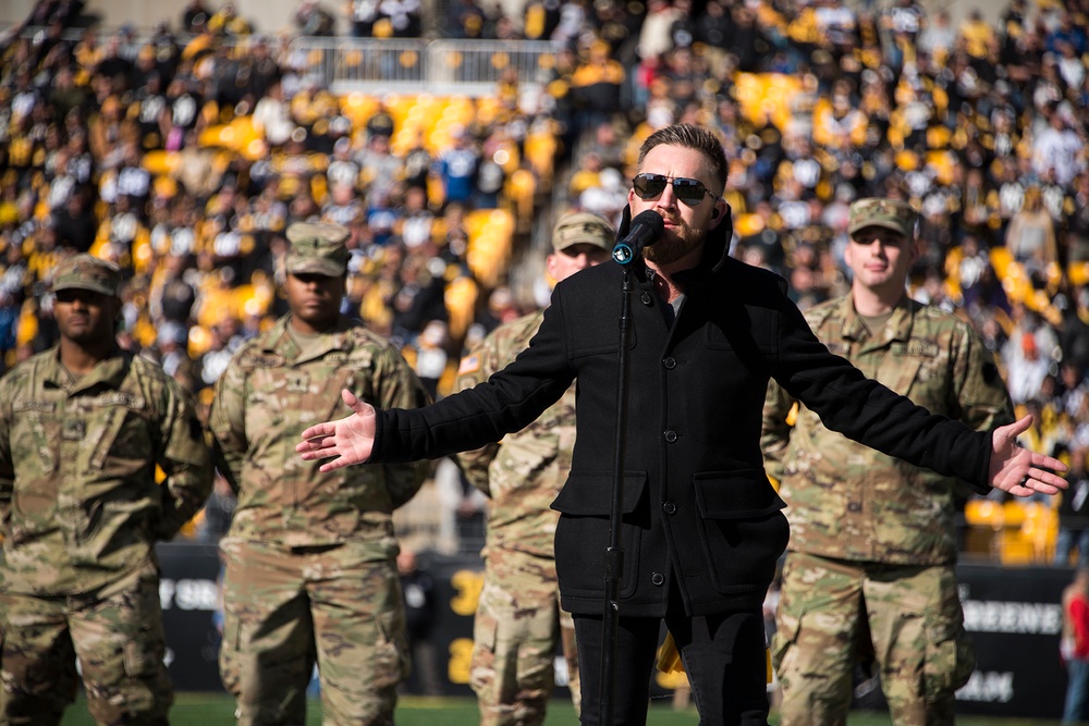 DVIDS Images Pittsburgh Steelers Salute to Service [Image 4 of 8]