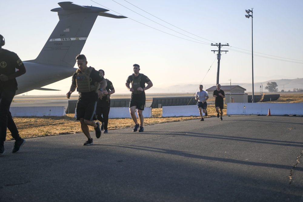 821 CRG honors fallen Sailor by completing the 'Murph'