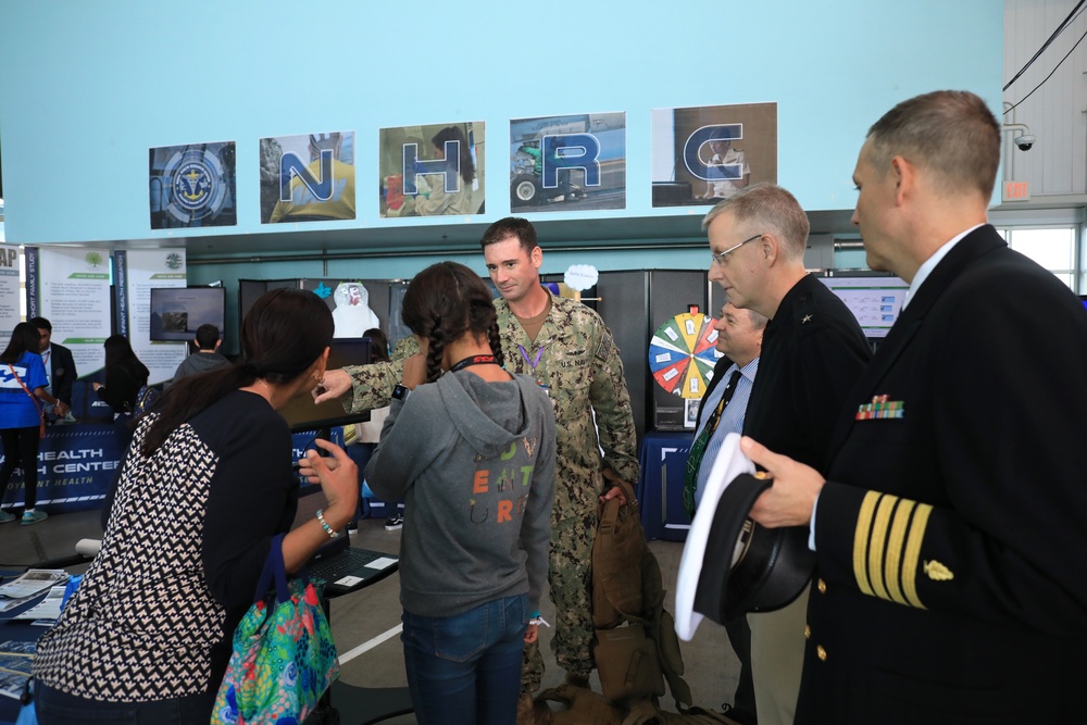 Navy Medicine West Personnel Spark Interest in STEM during San Diego Fleet Week