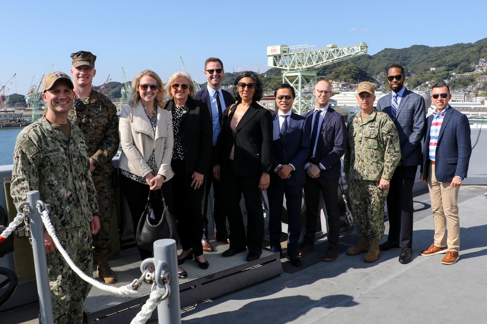 USS Green Bay (LPD 20) U.S. Congressional Staff Tour