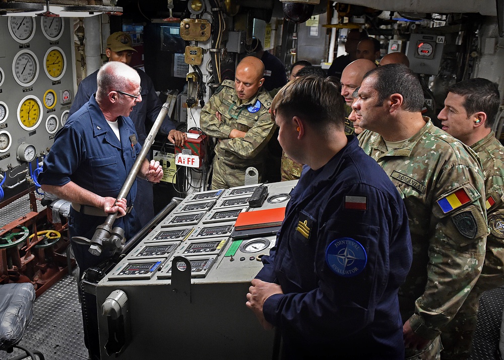 USS Mount Whitney (LCC 20) Exercise Trident Jupiter 2019