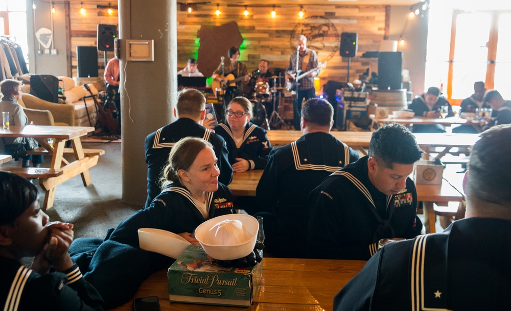 A group of U.S. Navy Sailors from USS Carter Hall (LSD 50) attended a discounted happy hour at Flagship Brewery on Staten Island.