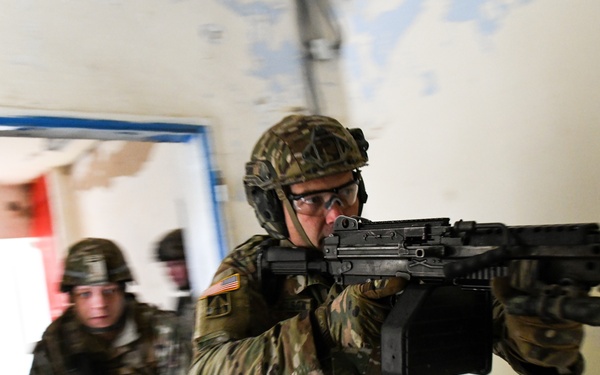 Bang, bang: Indiana National Guard soldiers train with Slovak allies