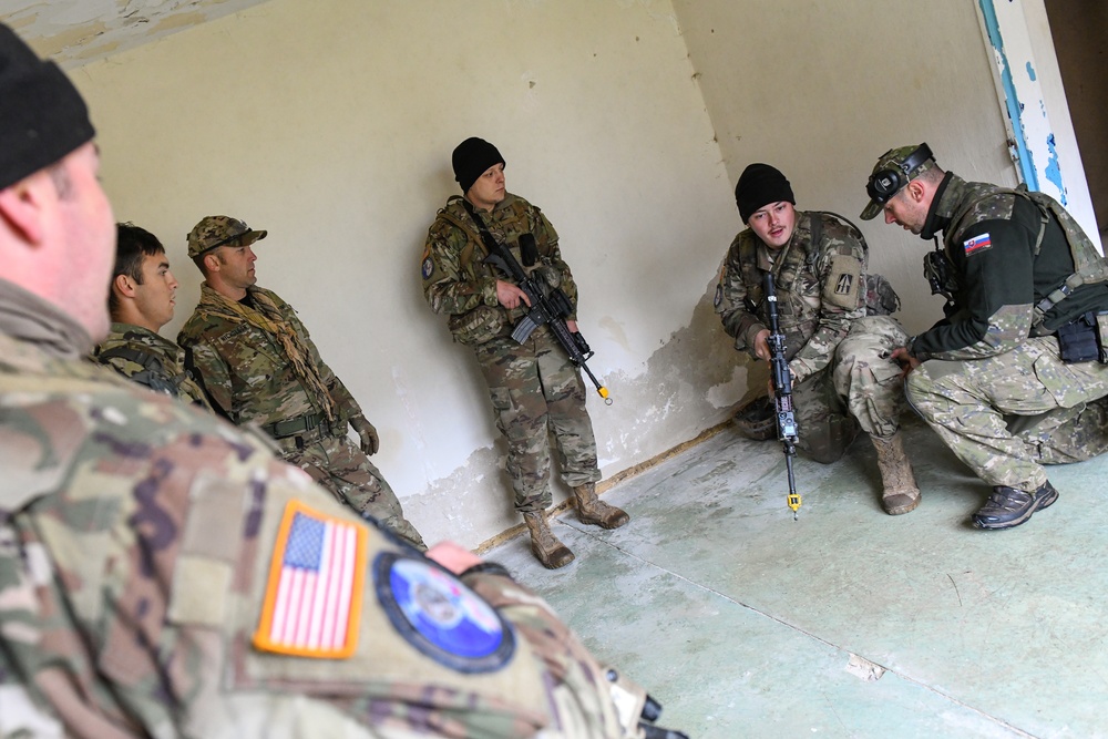 Bang, bang: IN National Guard soldiers train with Slovak allies