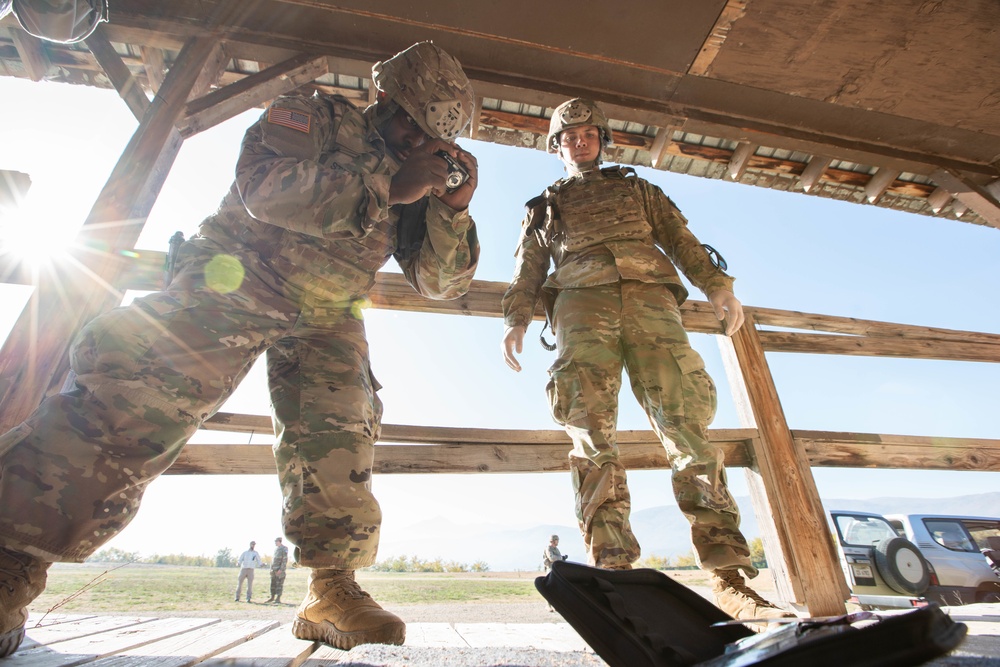 RC East Soldiers learn intelligence-gathering skills