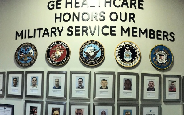 Army Biomed Techs Train with General Electric to Enhance Medical Readiness