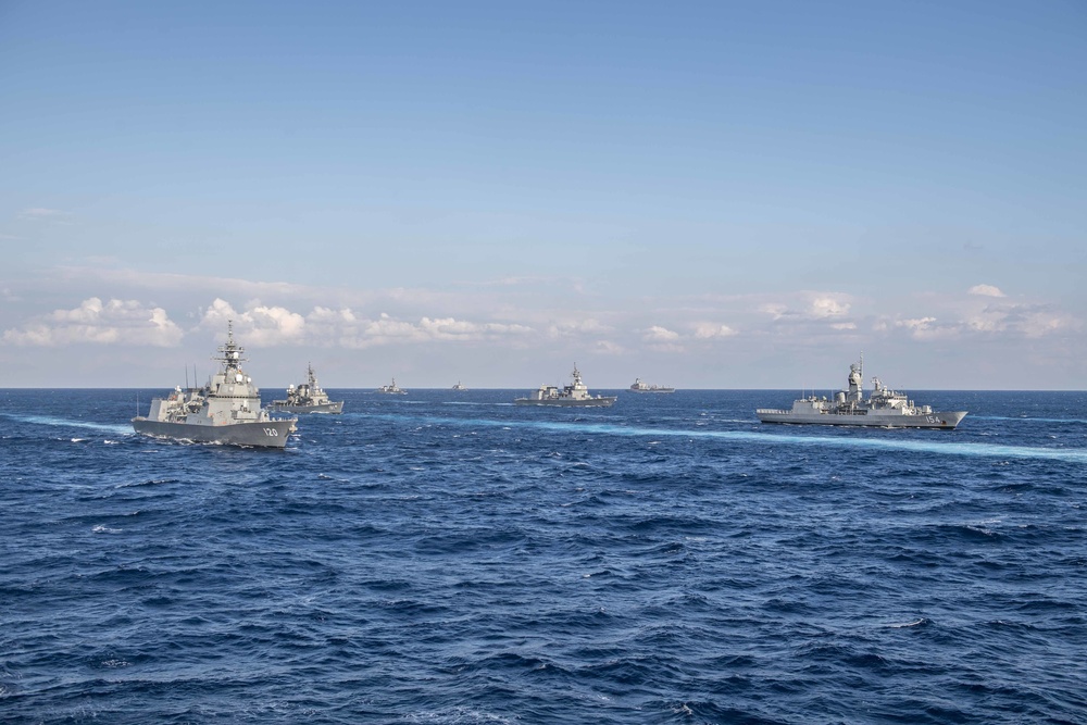 USS Milius (DDG 69) Participates in ANNUALEX 19
