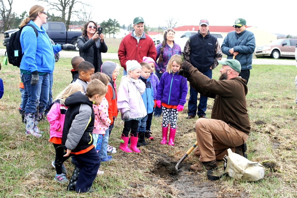 2016 Arbor Day observance at Fort McCoy