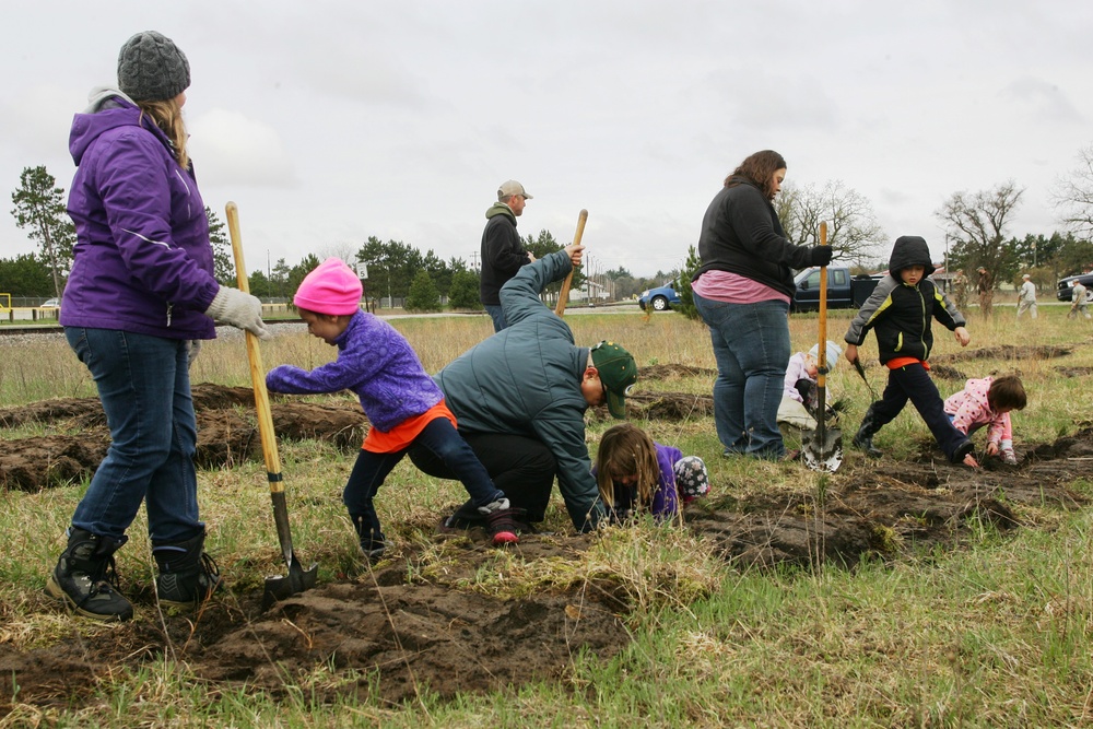 2016 Arbor Day observance at Fort McCoy