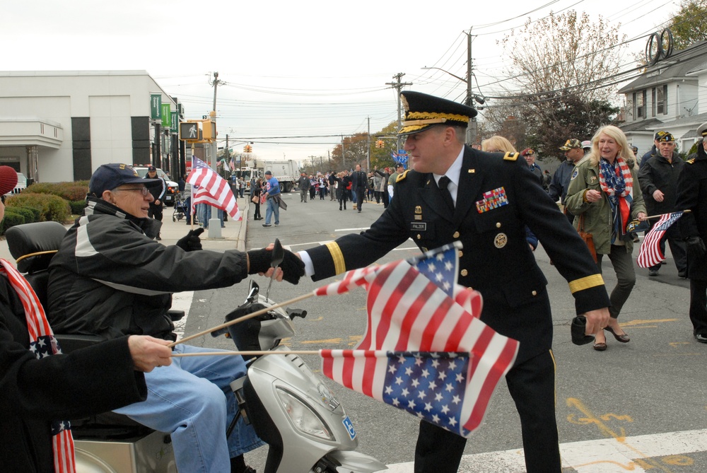 Army Reserve leader in lockstep with Bronx veterans