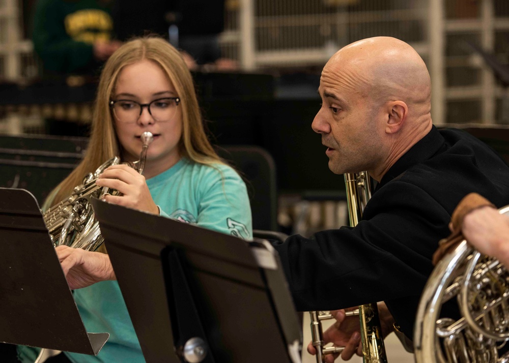 NBNE Mentors High School Students