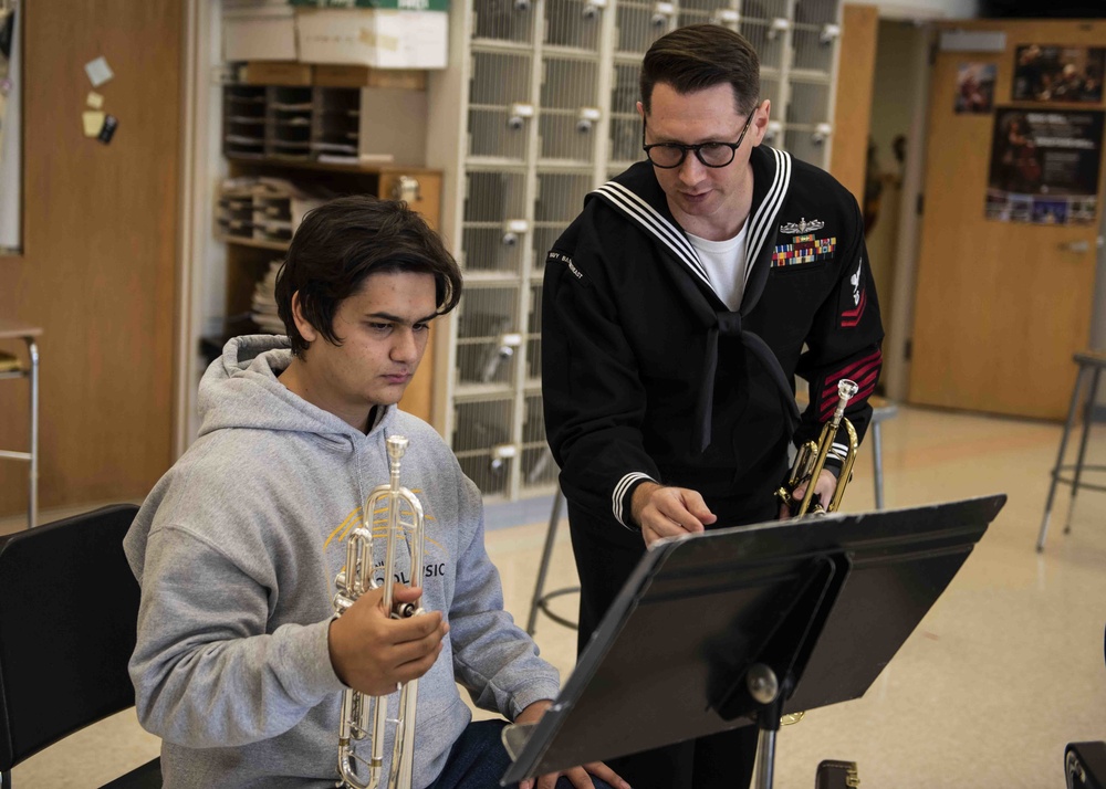 NBNE Mentors High School Students