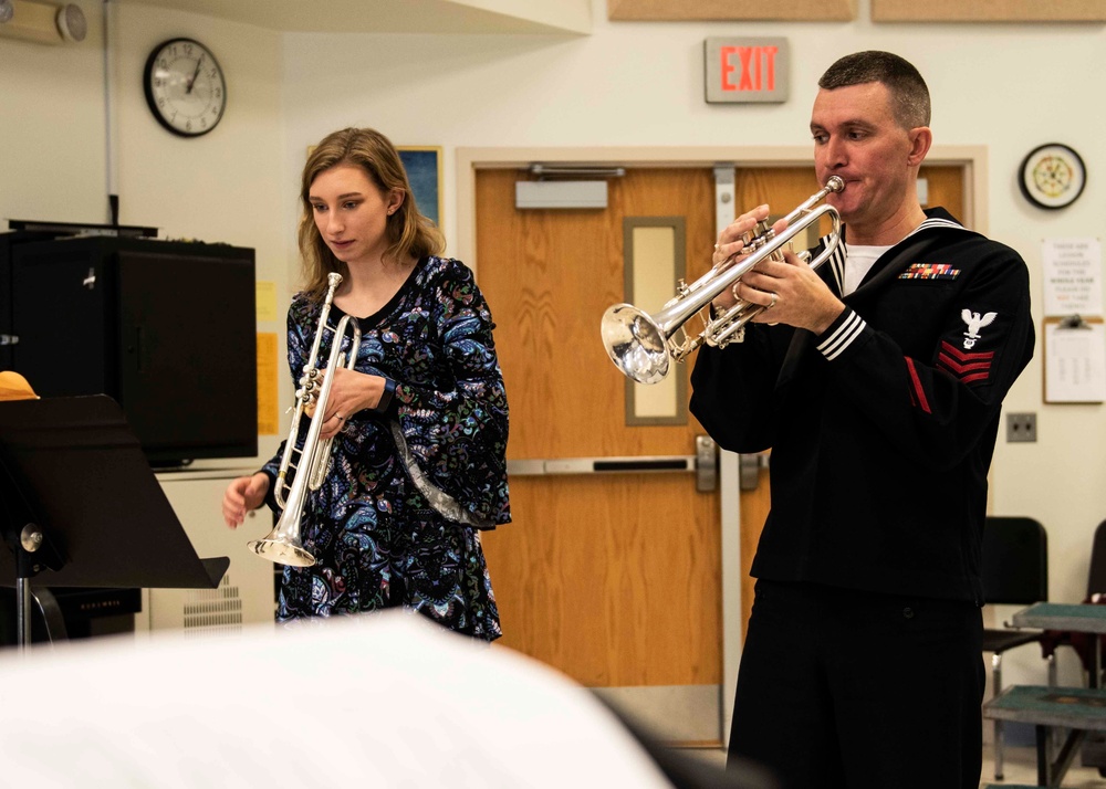 NBNE Mentors High School Students
