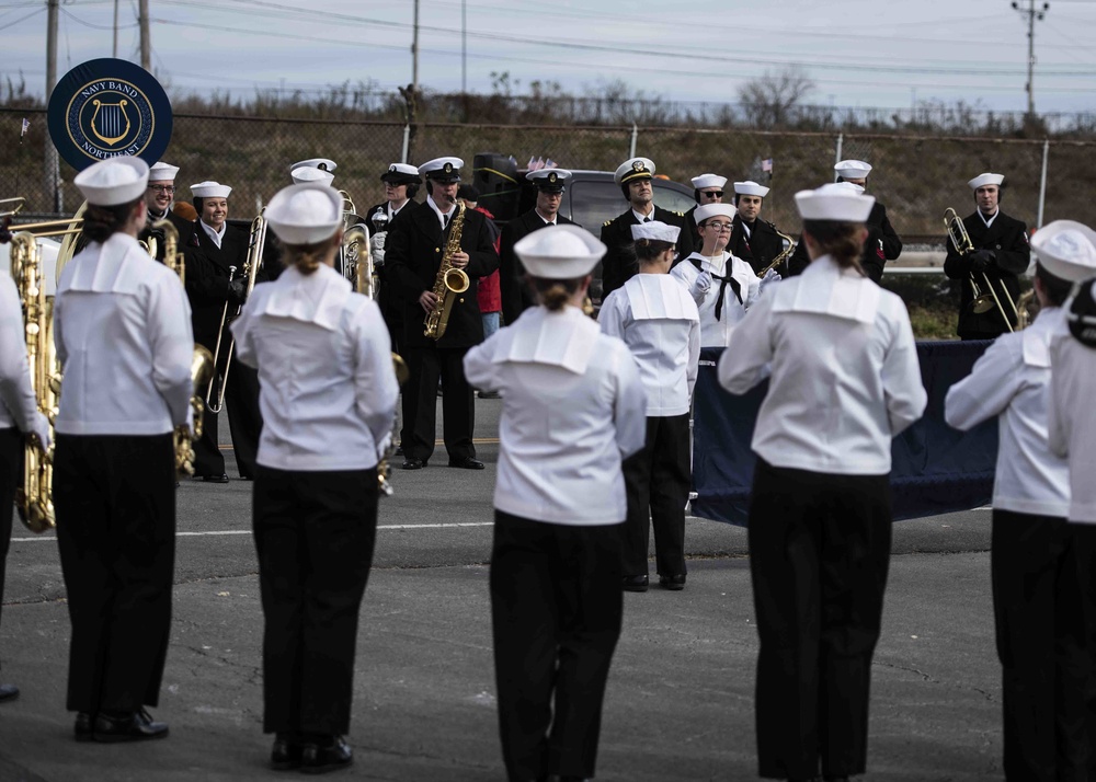 NBNE Visits with Middle School Students Before Veteran's Day Parade