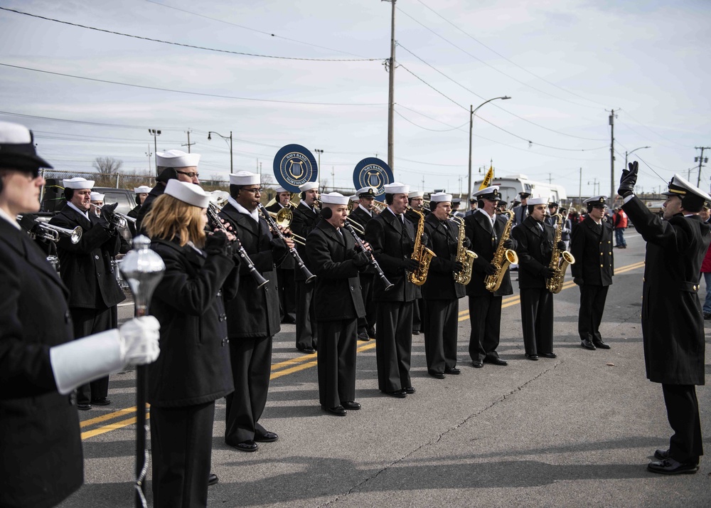 NBNE Visits with Middle School Students Before Veteran's Day Parade