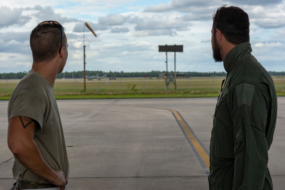 Jacksonville Jaguars players visit the 125th Fighter Wing