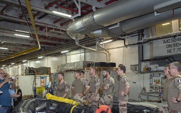 International force comes together for mine countermeasures training as part of IMX