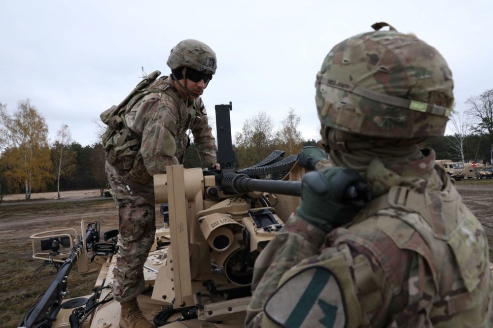 4th Squadron, 9th Cavalry Regiment conducts Bradley live fire at range