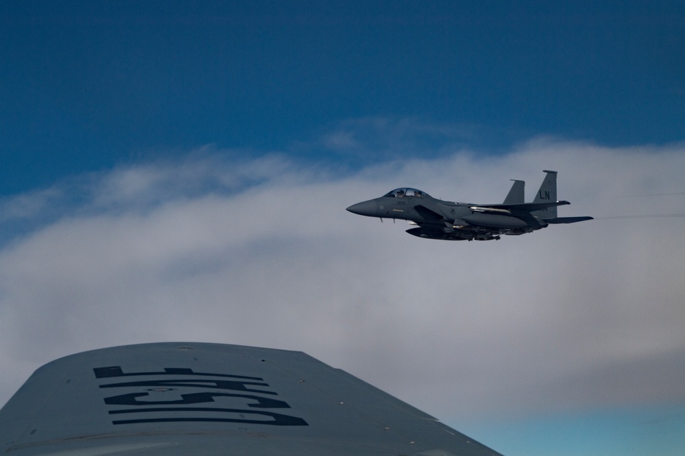 KC-135 AOR refueling mission