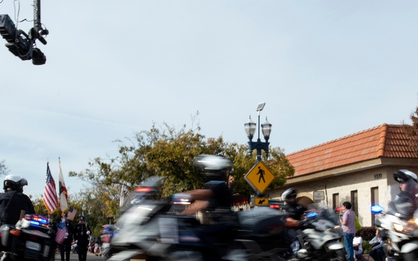 Travis AFB Airmen participate in Veterans Day Parade