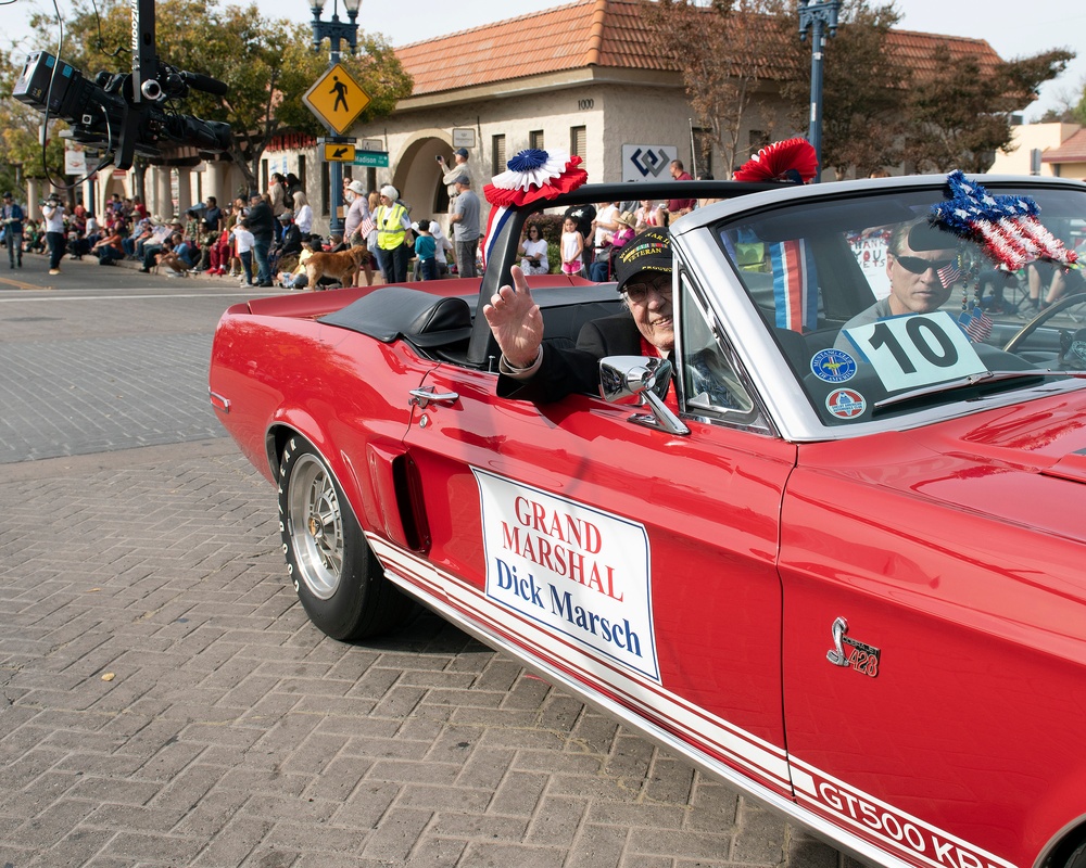 Travis AFB Airmen participate in Veterans Day Parade
