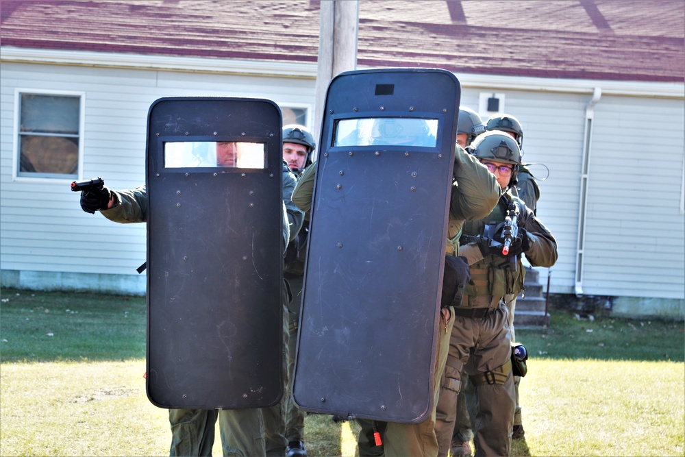 Fort McCoy Special Reaction Team holds training, prepares for possible responses