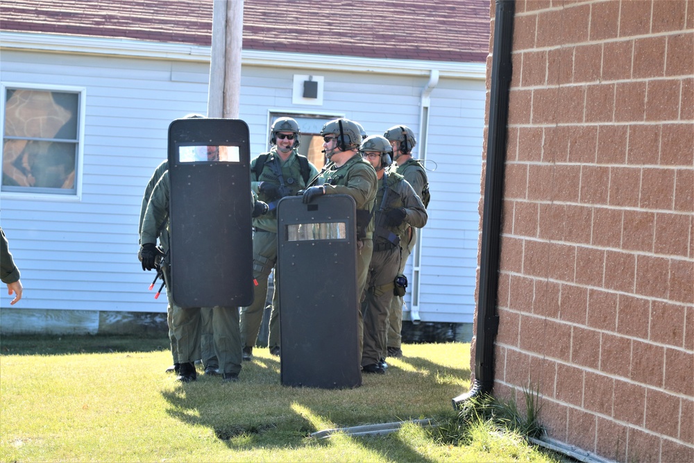 Fort McCoy Special Reaction Team holds training, prepares for possible responses