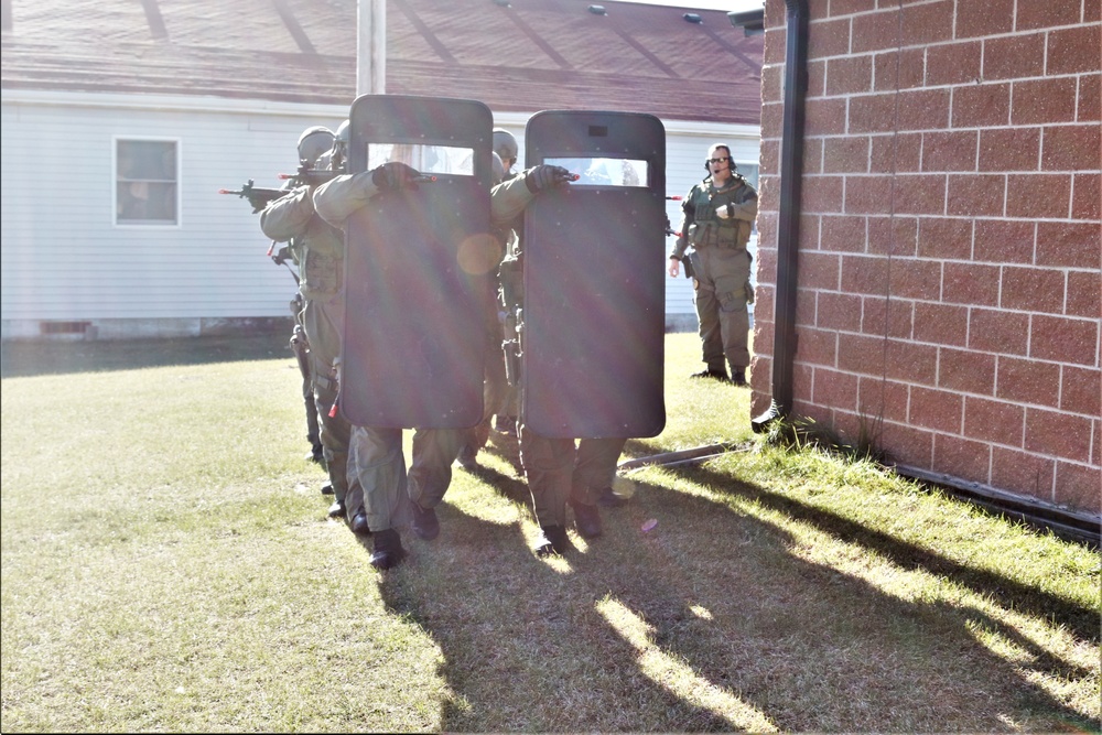 Fort McCoy Special Reaction Team holds training, prepares for possible responses