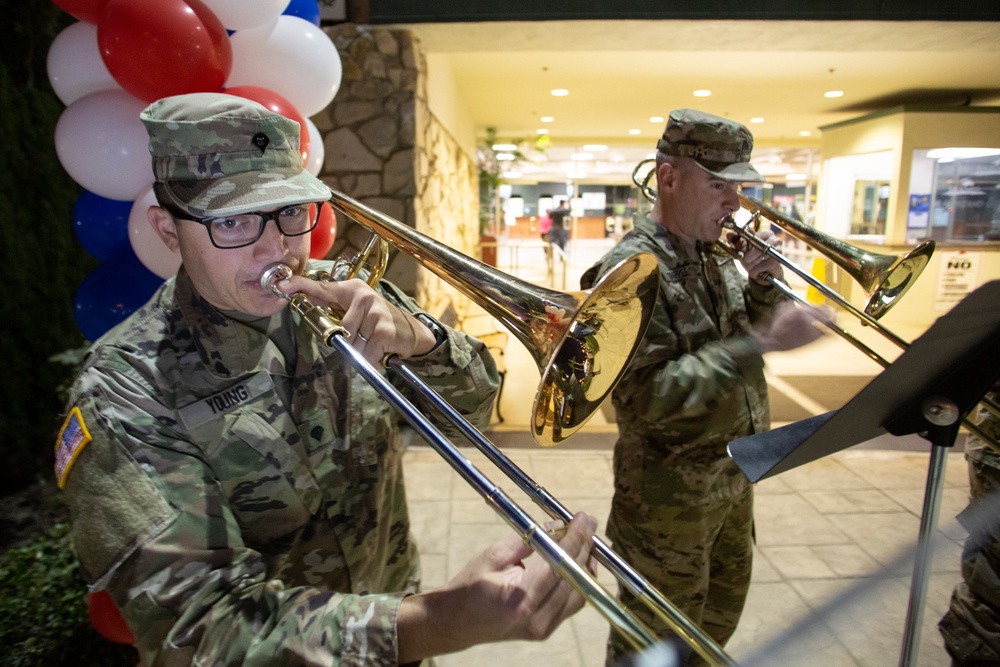 Soldiers participate in Honoring Our Veterans Night at the Races