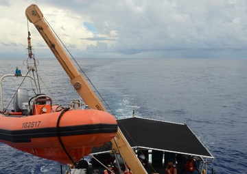Coast Guard Cutter Washington participates in Operation Kurukuru