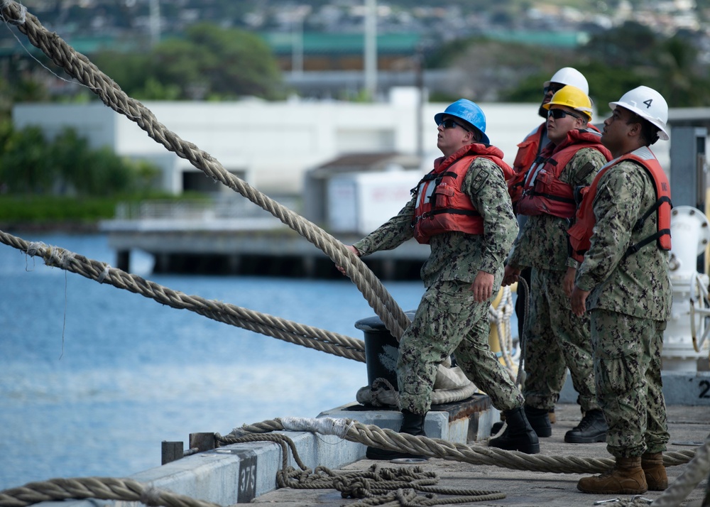 USS Boxer Arrives In Pearl Harbor