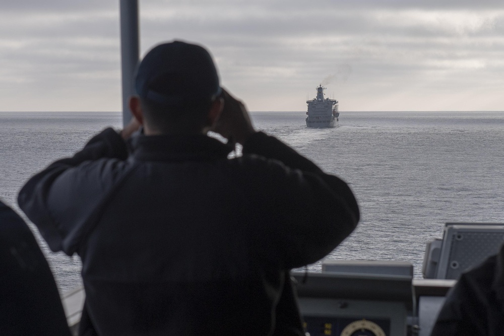 USS Bunker Hill (CG 52)